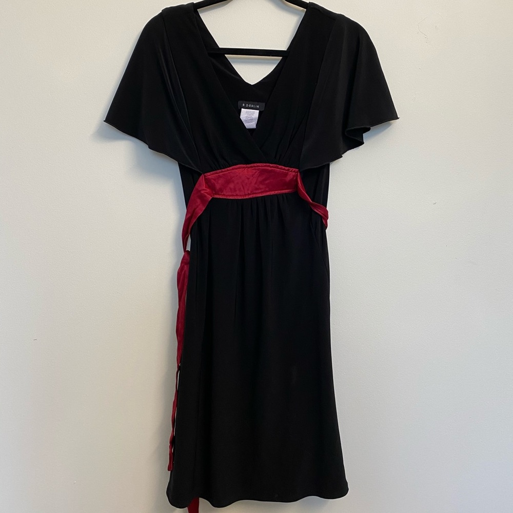 Lbd With A Red Sash - image 1